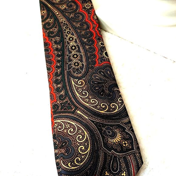 Robert Talbott for Satel's Silk Paisley Necktie Handmade (rare) Vintage Tie - Picture 7 of 10